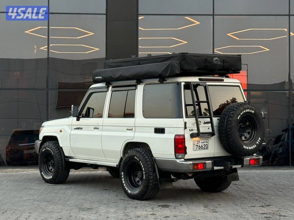 LAND CRUISER LX 4WD V6 _ 20215