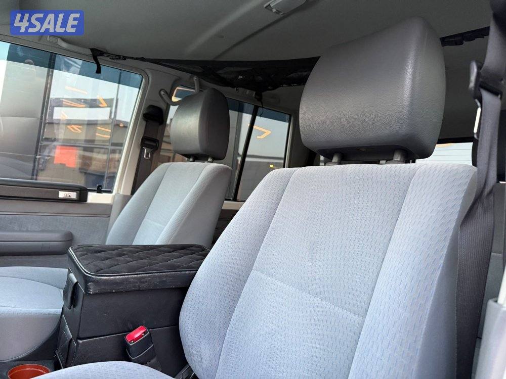 LAND CRUISER LX 4WD V6 _ 20218