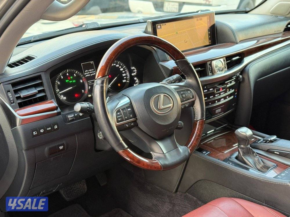 LEXUS LX570 S _2017 صبغ الوكالة6