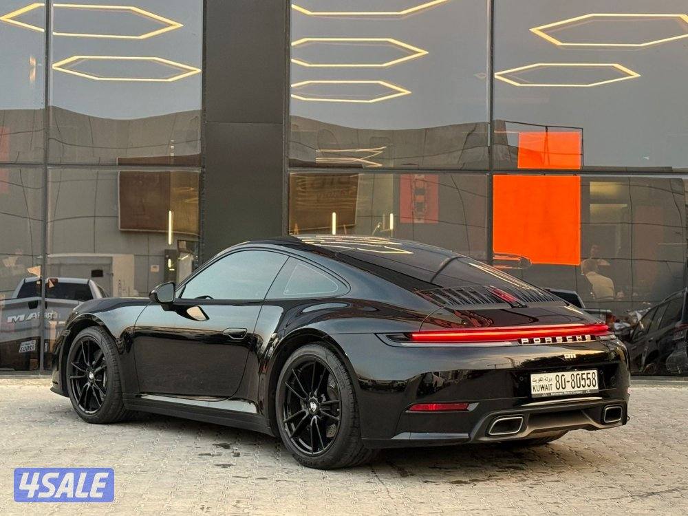 PORSCHE 911 CARRERA _2025 صبغ الوكالة3