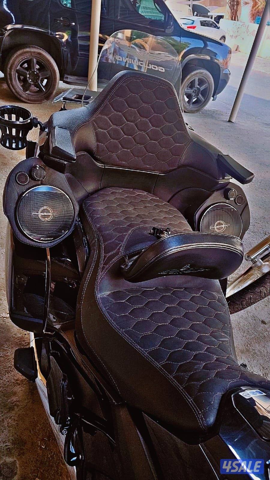 للبيع سيكل هوندا غولد ونج 20193