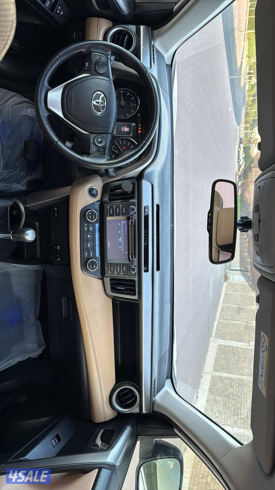 لبيع راف 4 2017 شرط الفحص صبغ الوكاله كامل الموصفات3