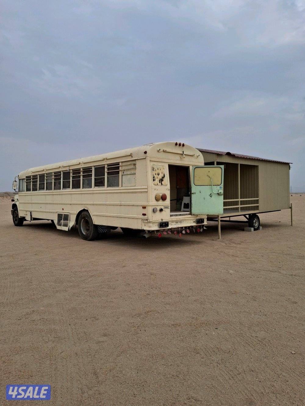 للبيع شاليه وكرفان باص ابوعرام العود3