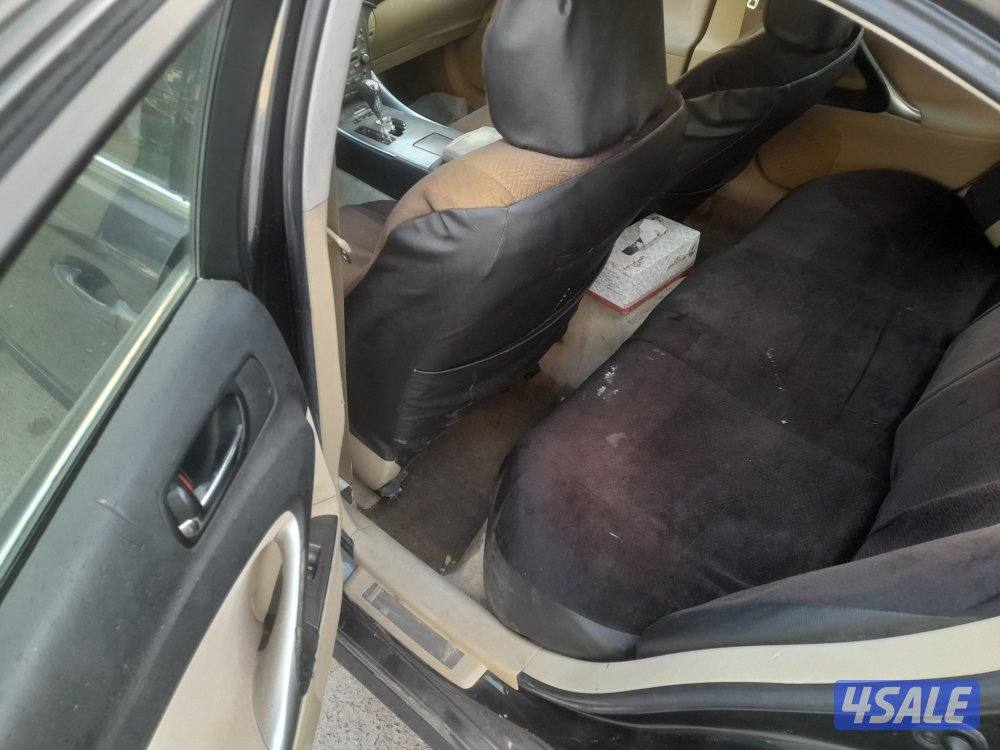 لكزس IS موديل 2008 بحالة نظيفة جدا أحلي استعمال وبسعر مناسب6