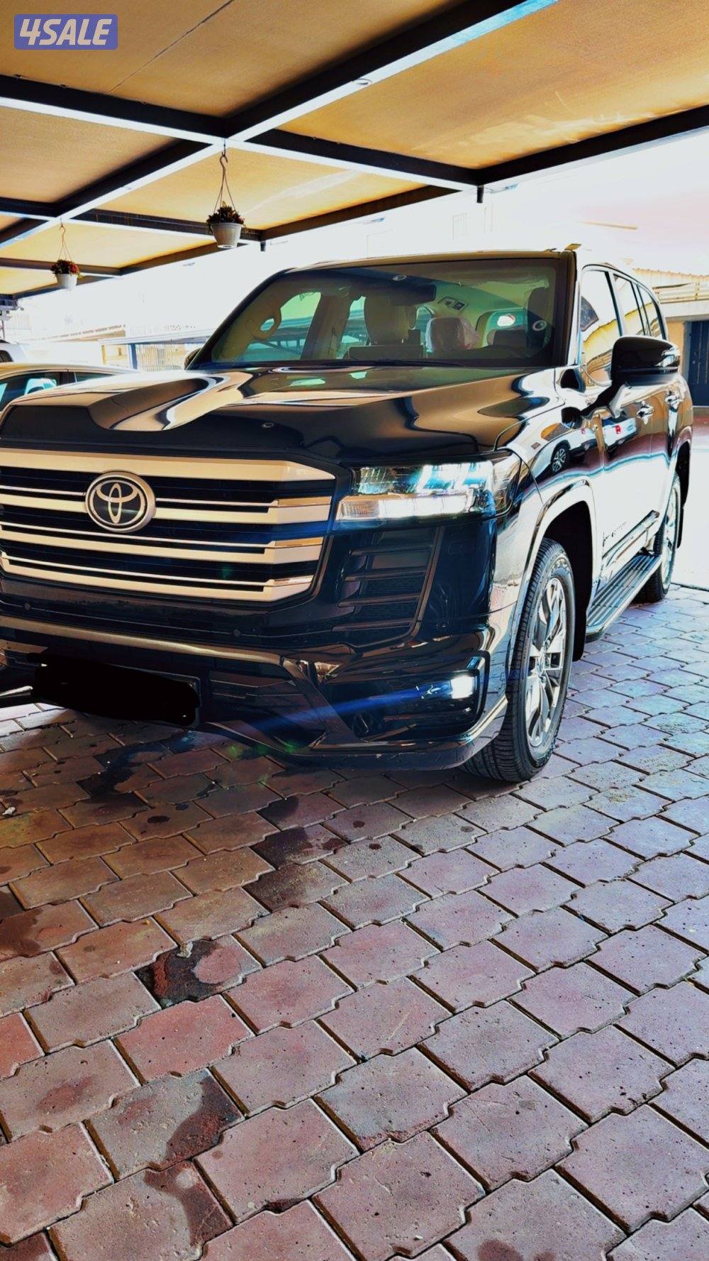 للبيع لاند كروزر 2025 GXRAEROS- TWIN TURBO0