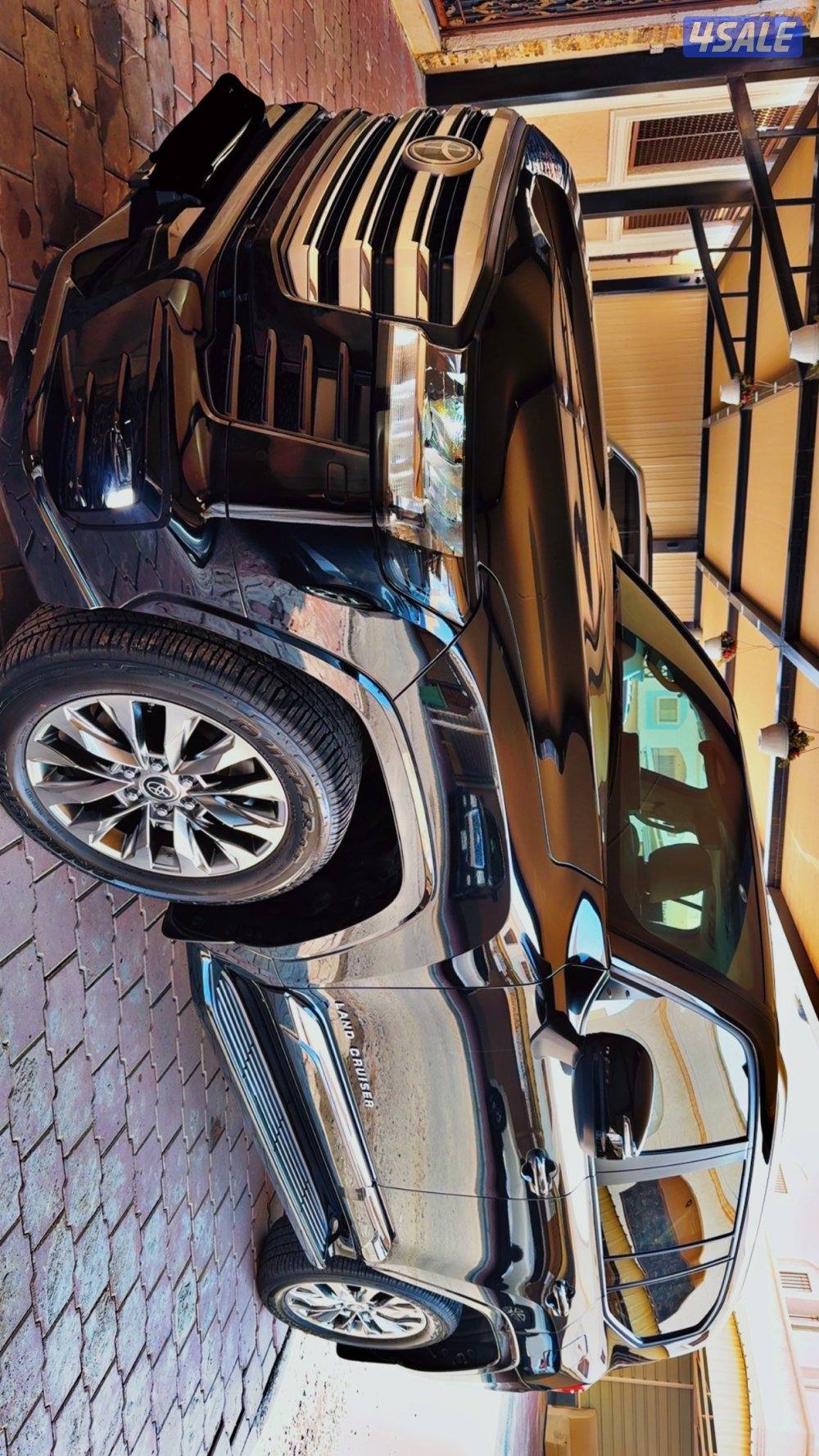 للبيع لاند كروزر 2025 GXRAEROS- TWIN TURBO1