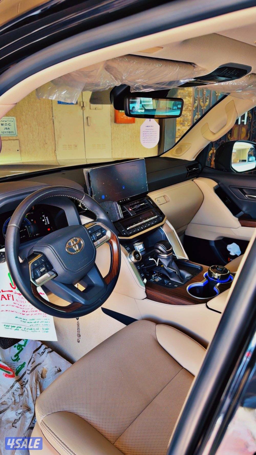 للبيع لاند كروزر 2025 GXRAEROS- TWIN TURBO4