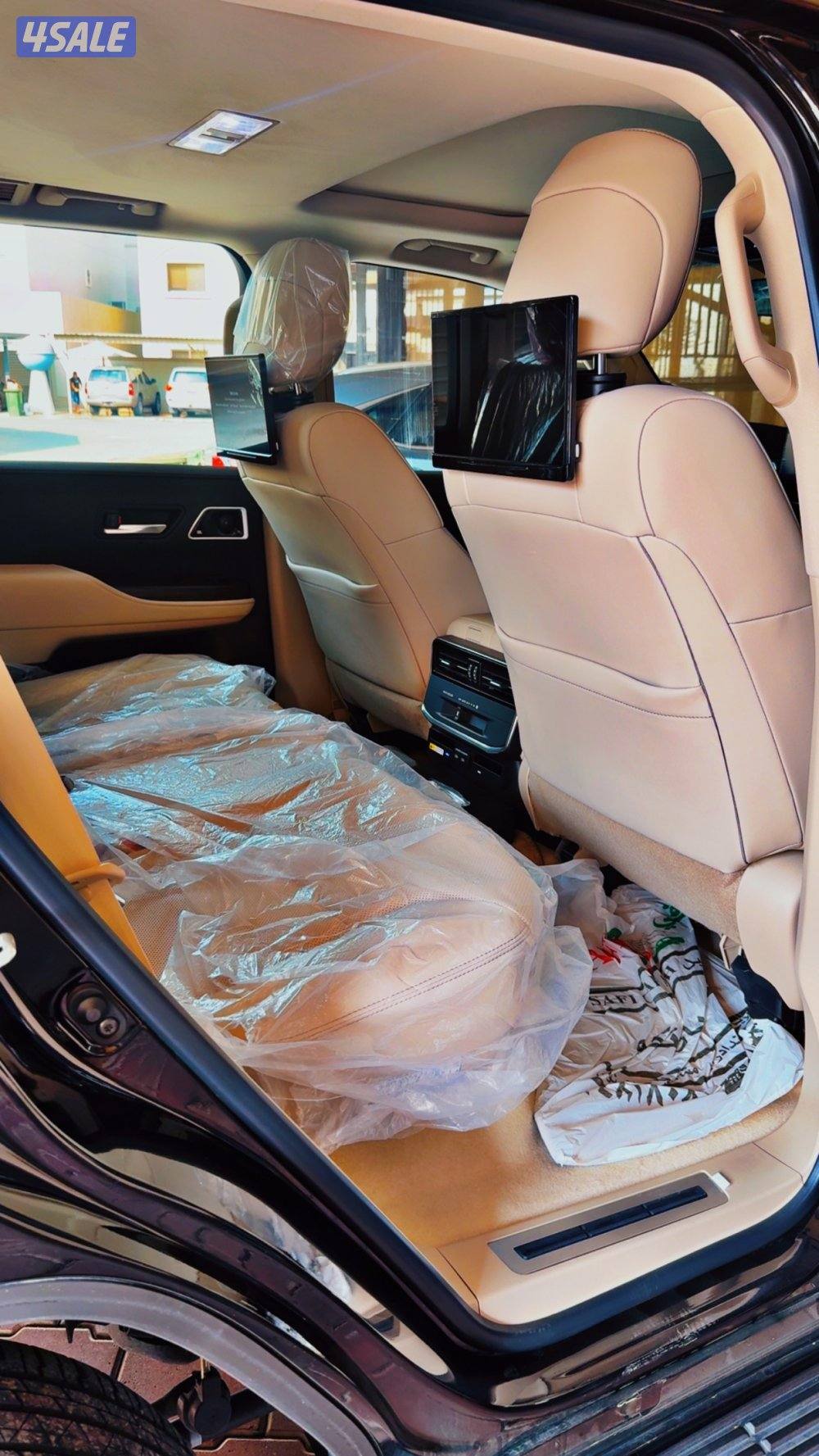 للبيع لاند كروزر 2025 GXRAEROS- TWIN TURBO7