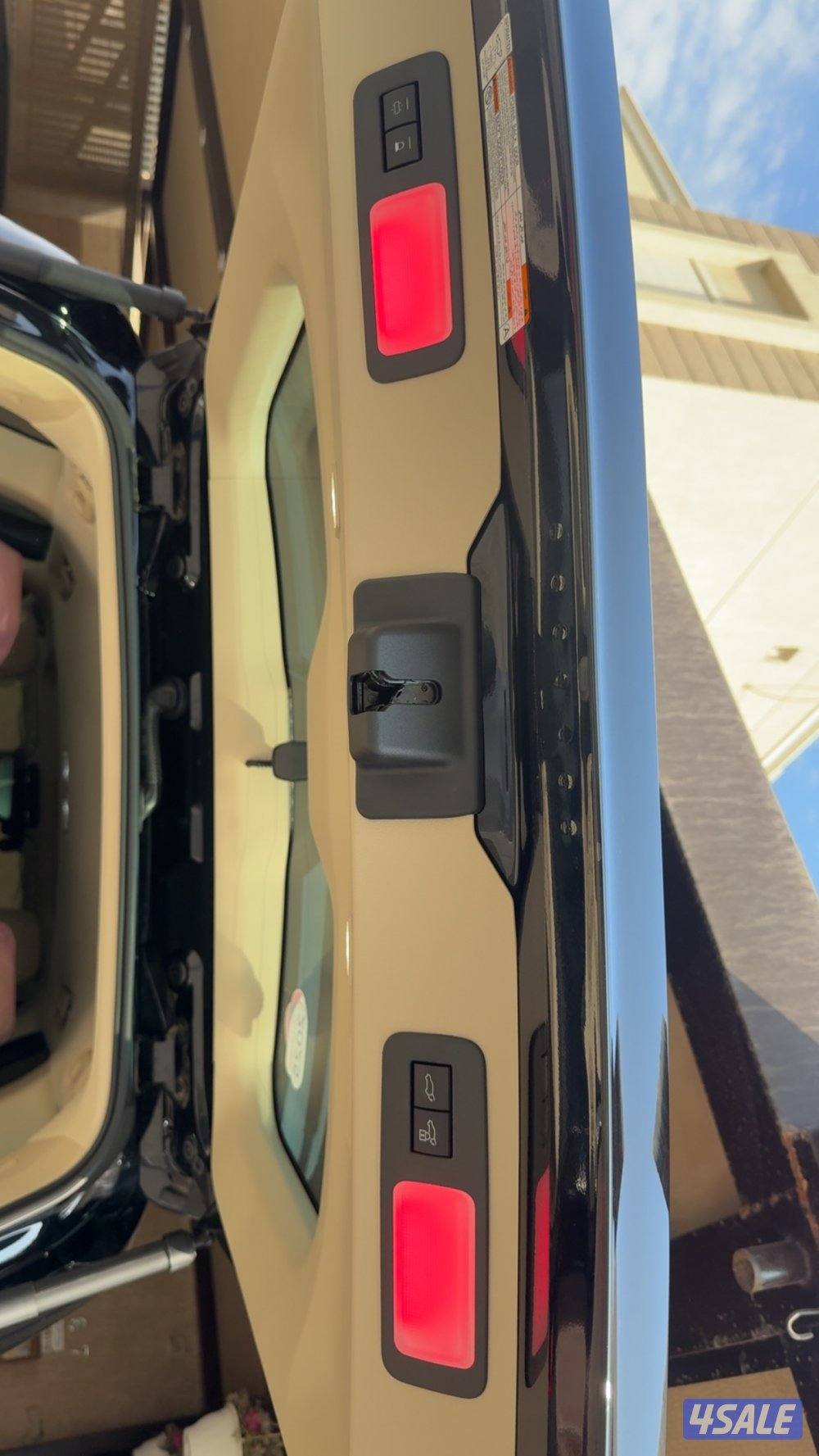 للبيع لاند كروزر 2025 GXRAEROS- TWIN TURBO12