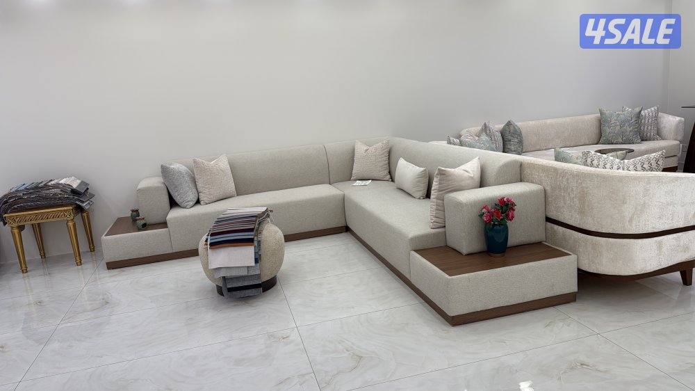 اثاث ومفروشات الضجيج1