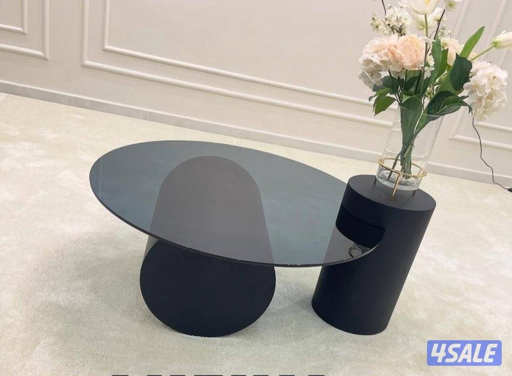 طاولات معرض الملكي الضجيج4