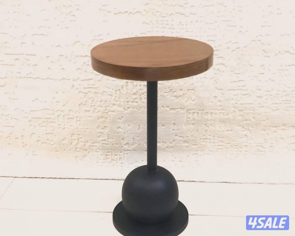 طاولات معرض الملكي الضجيج9