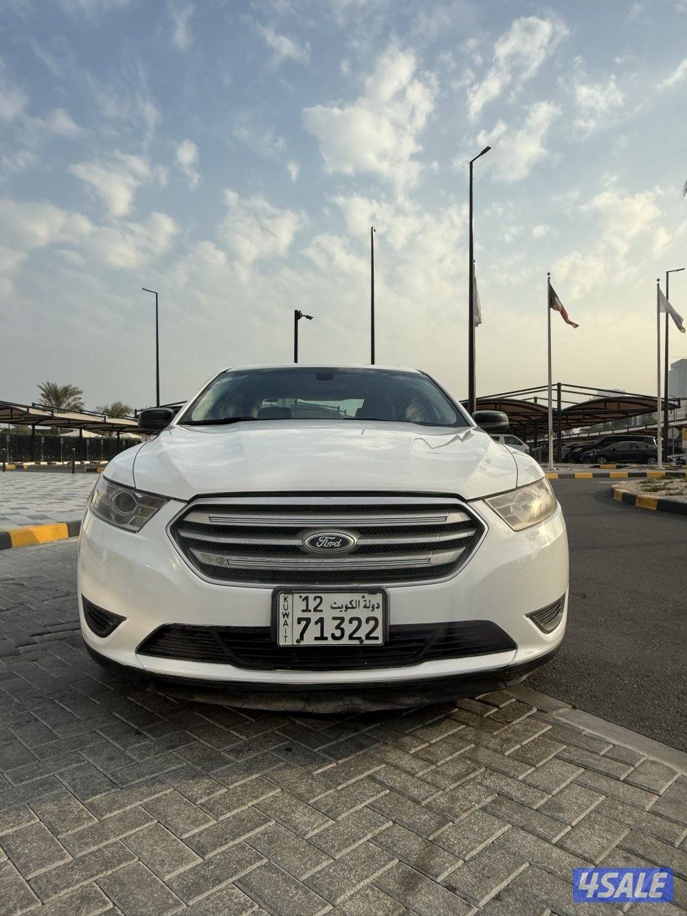 للبيع فورد تورس0