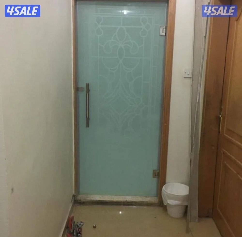 ابويوسف لأعمال الزجاج والسكوريت والمرايا والشاور ودرج السلم والمعاين5