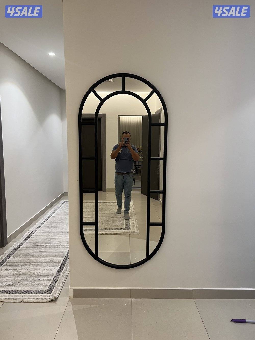 ابويوسف لأعمال الزجاج والسكوريت والمرايا والشاور ودرج السلم والمعاين12