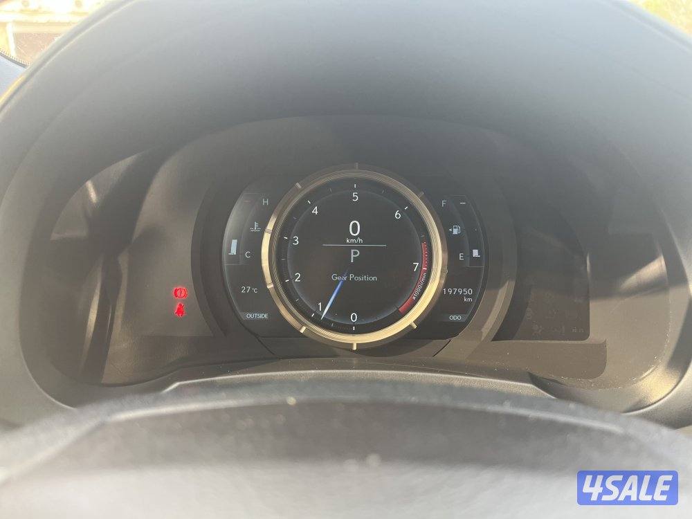 للبيع لكزس IS350 F-Sport1