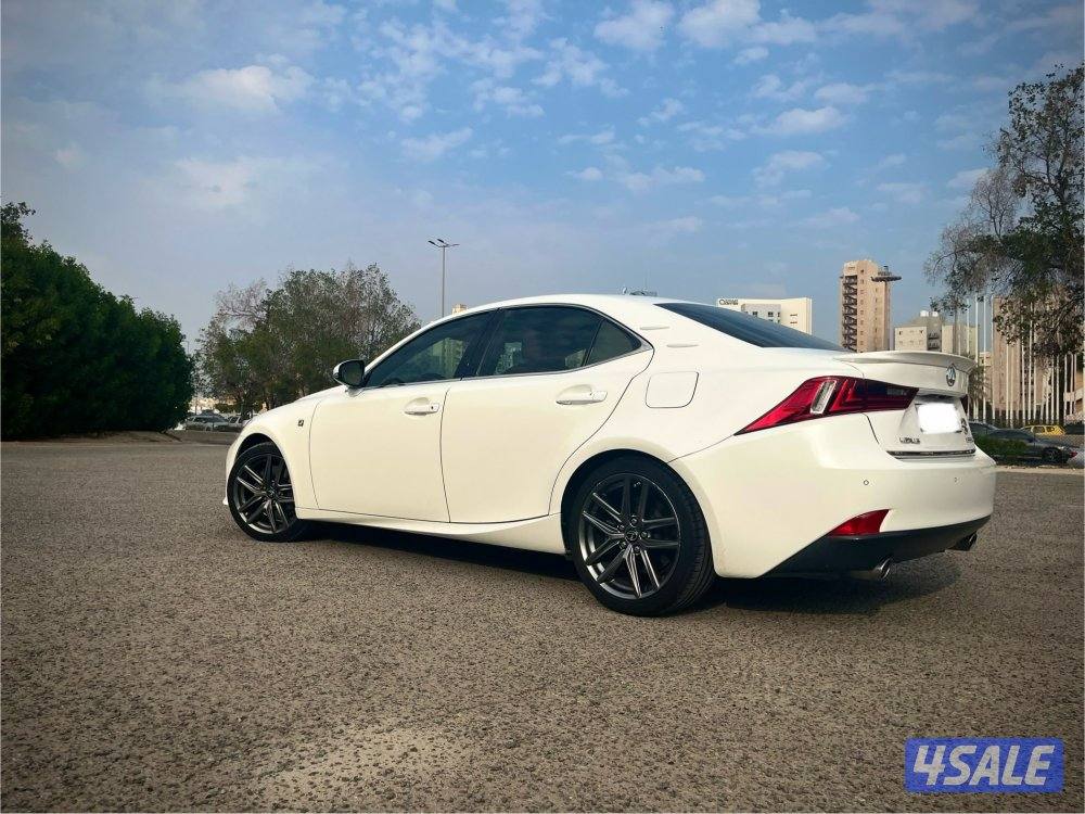 للبيع لكزس IS350 F-Sport7