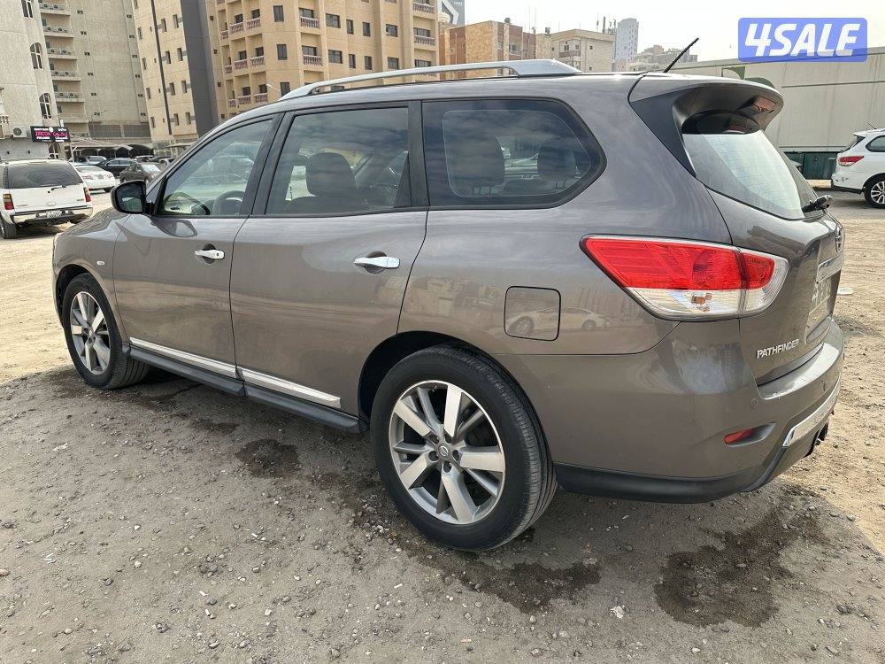 للبيع جيب نيسان باثفيندر موديل 2013 كامل المواصفات0