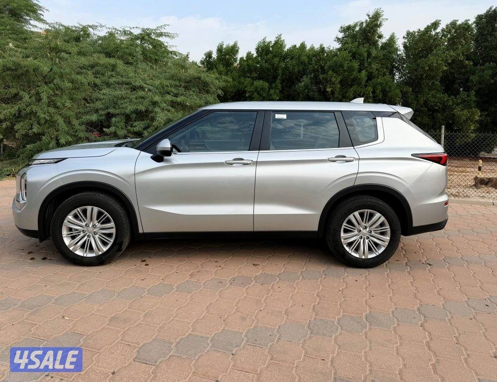 Mitsubishi outlander 20251