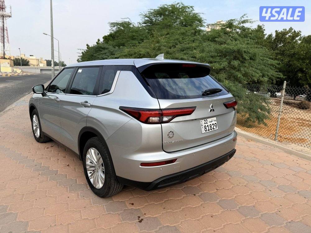 Mitsubishi outlander 20252