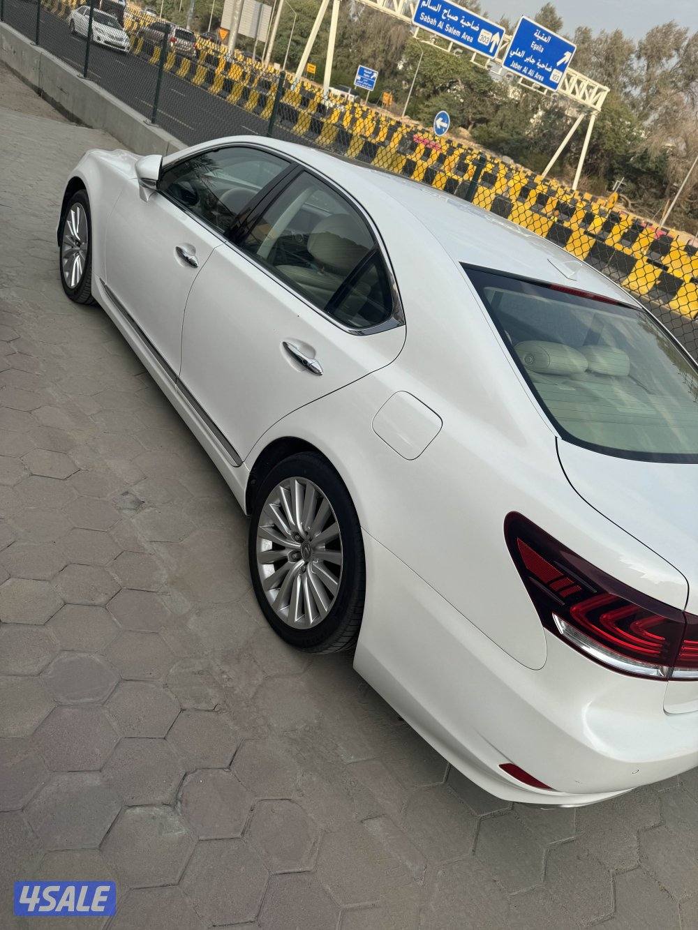 لكزس 2013 شورت3