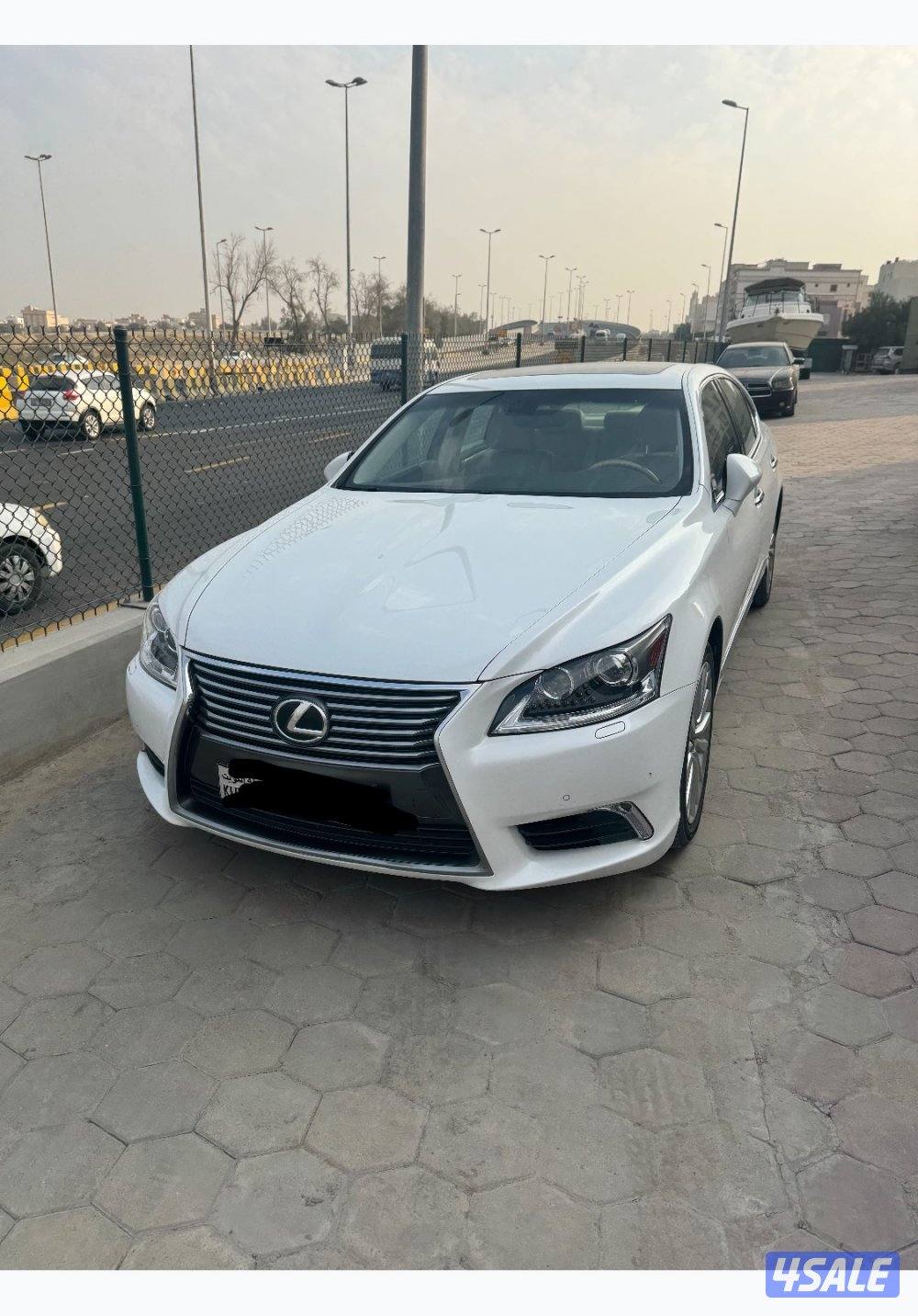 لكزس 2013 شورت4