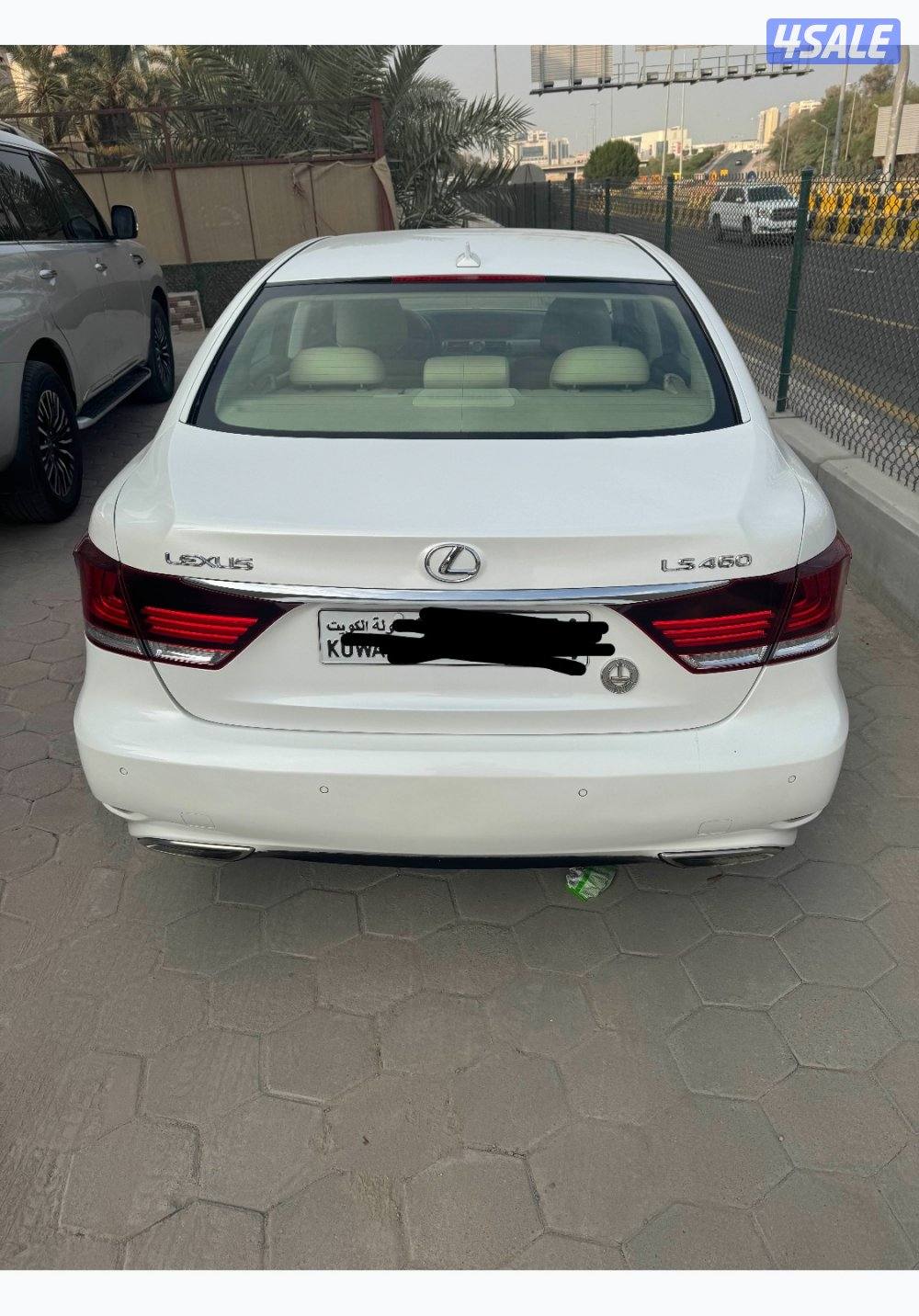 لكزس 2013 شورت5