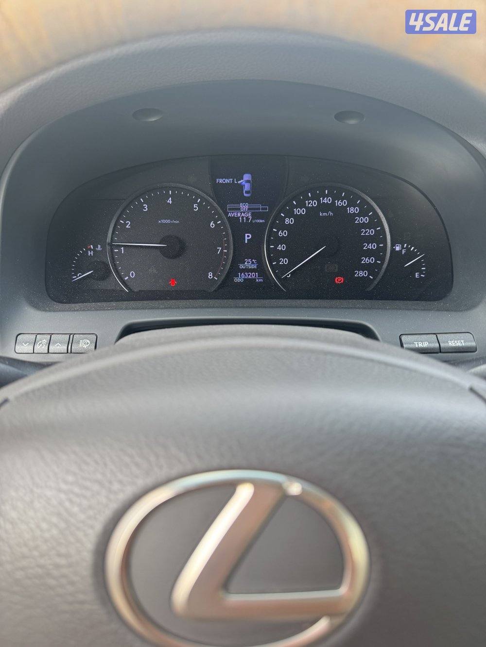 لكزس 2013 شورت7