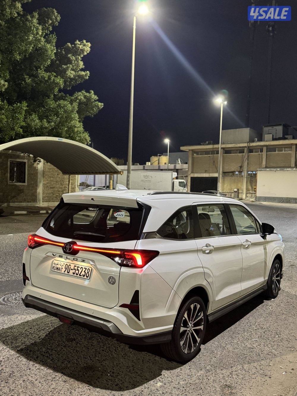 للبيع تويوتا فيلوز موديل 20255