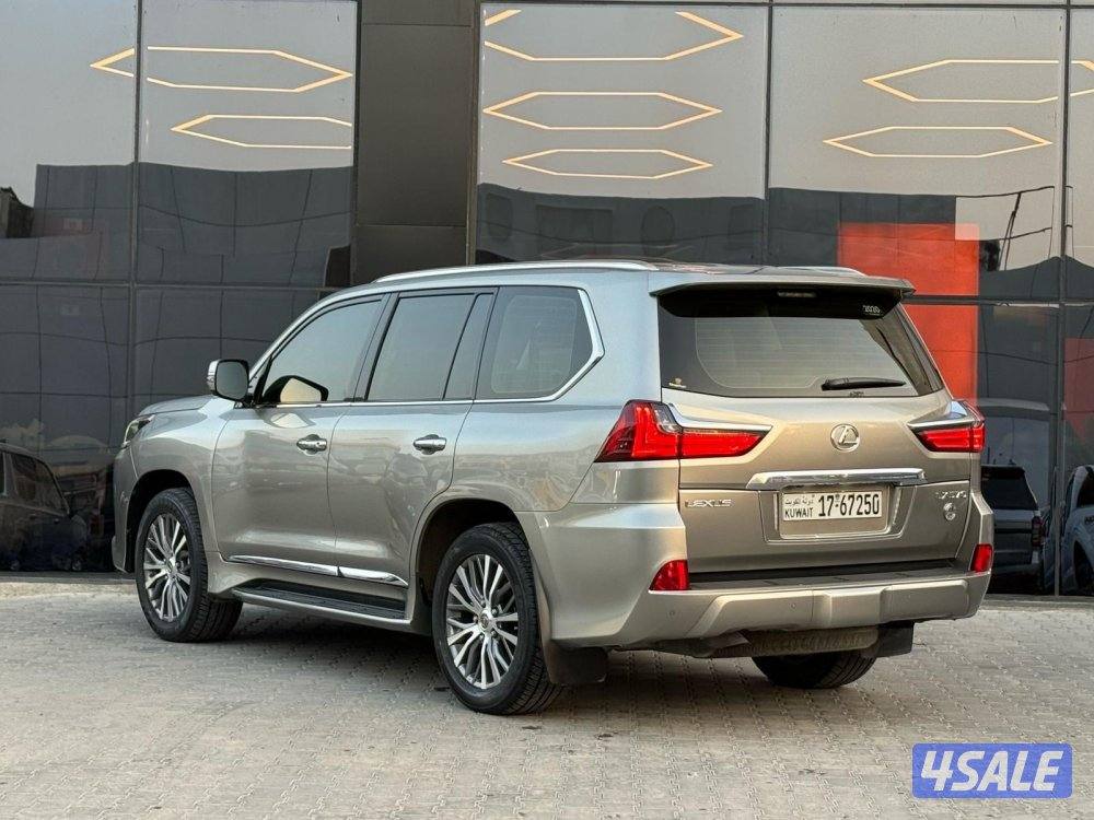 LEXUS LX570 _20204