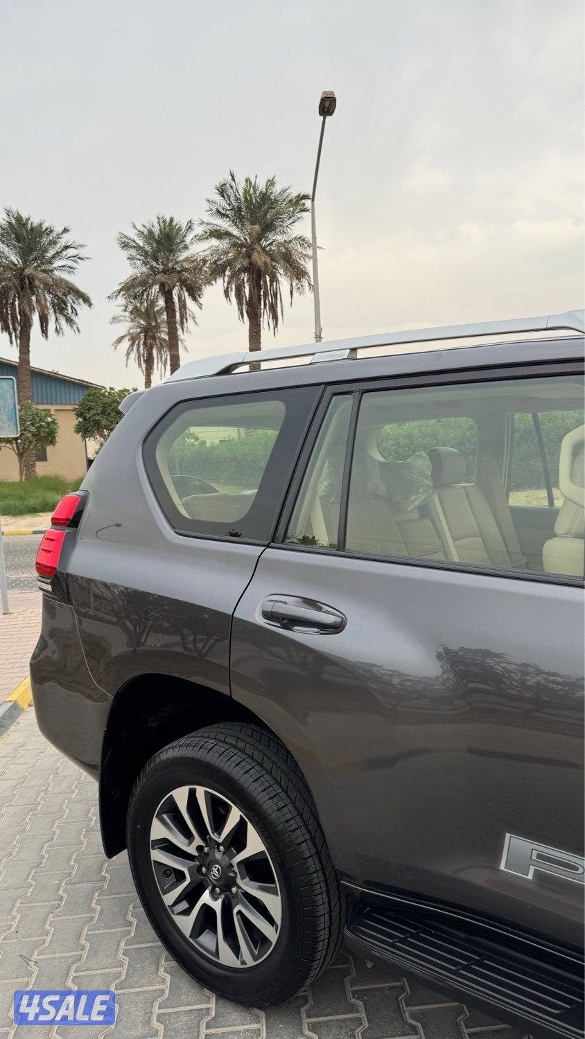 للبيع برادو TXL 2022 ماشي58 الف بيعة سريعة3