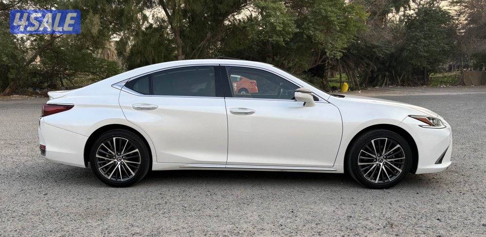 للبيع لكزس ES 250 درجة أولى1