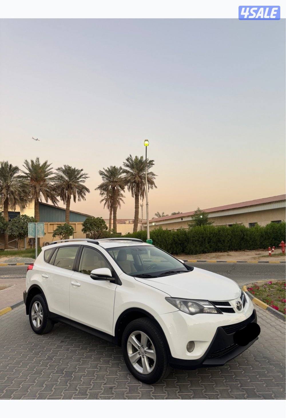 للبيع راف 4 / 2013 بحالة ممتازة بيعة سريعة0