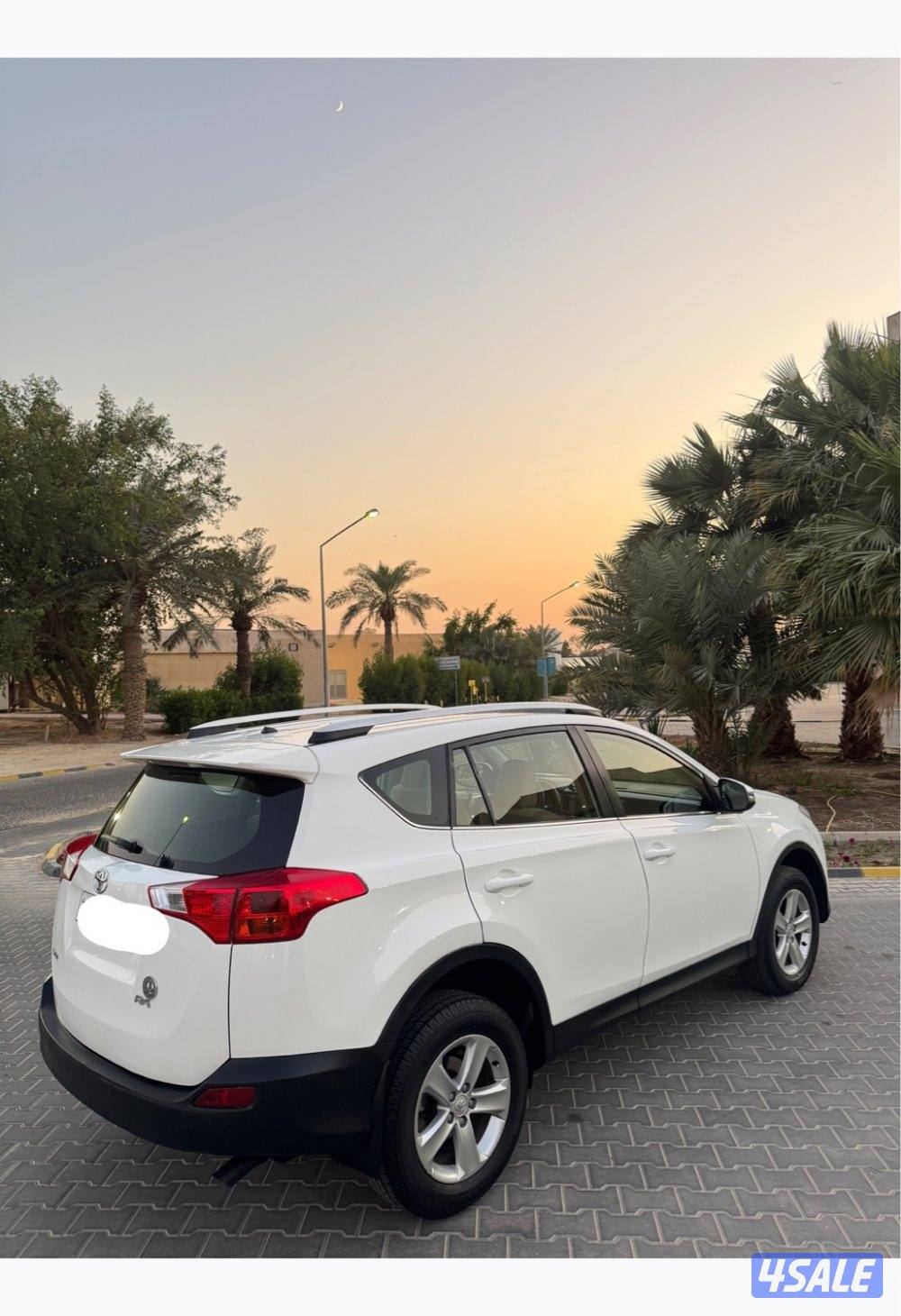 للبيع راف 4 / 2013 بحالة ممتازة بيعة سريعة3