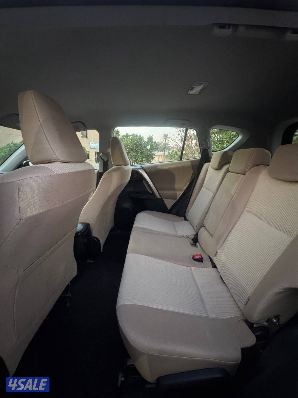 للبيع راف 4 / 2013 بحالة ممتازة بيعة سريعة5