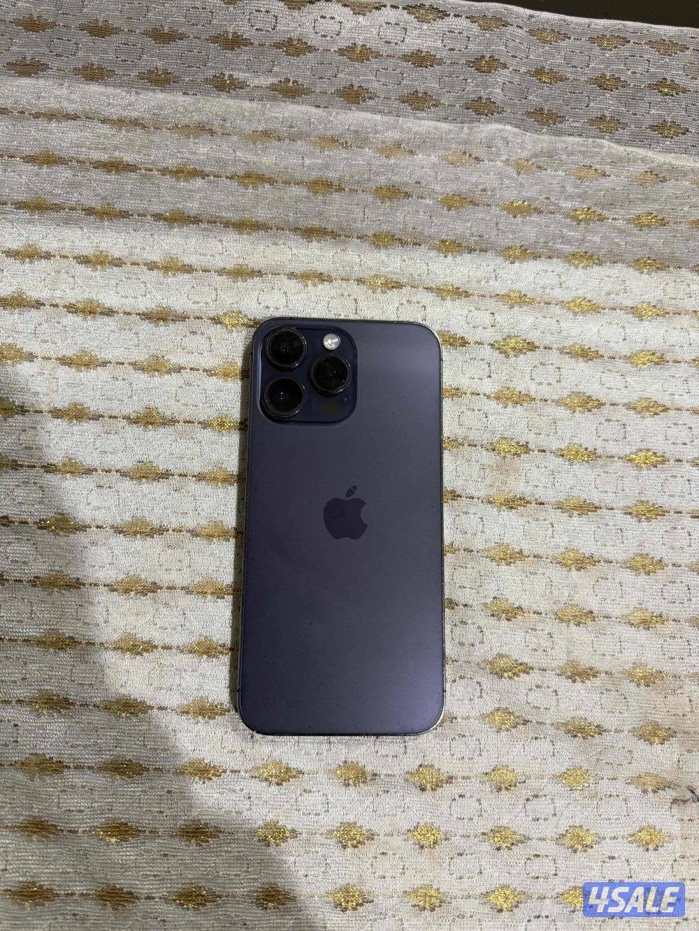 للبيع ايفون ١٤ برو ماكس مبدل بطاريه فقطه0