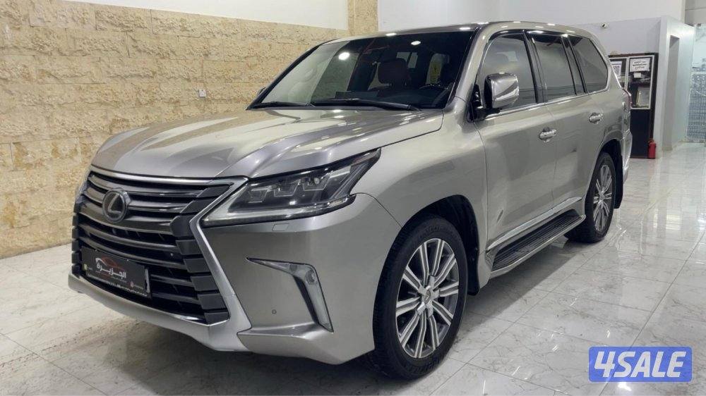 للبيع لكزس 2017 صبغ الوكاله1