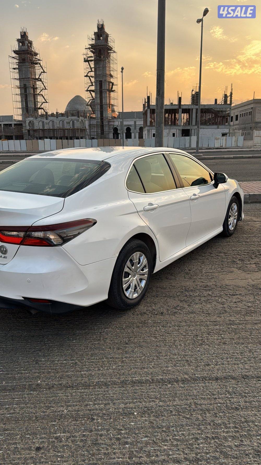 للبيع كامري موديل 20223