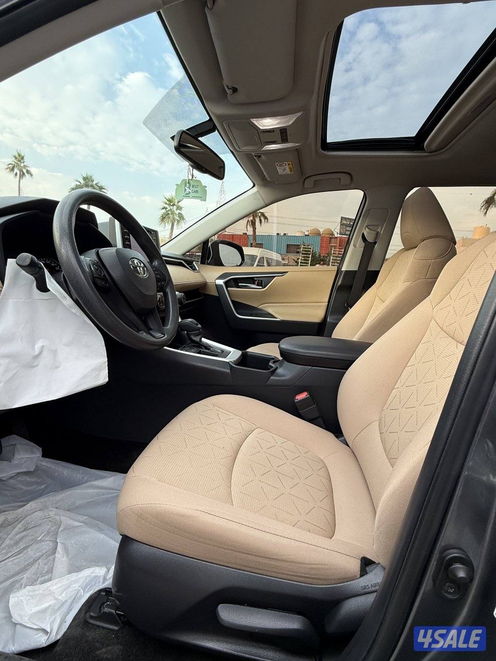 راف 4 موديل 2022 وارد الوكالة4