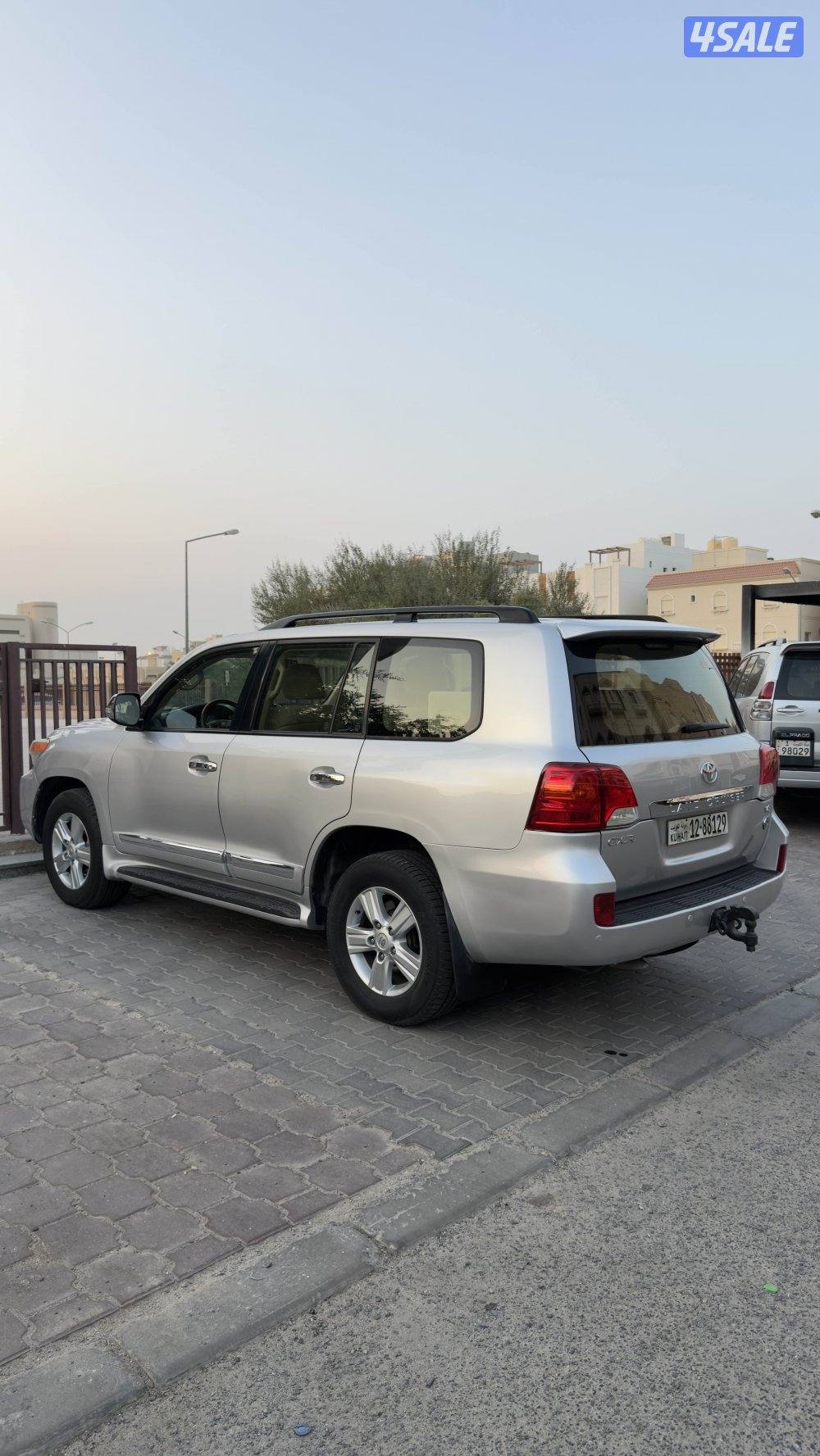 لاند كروزر 8 سلندر3