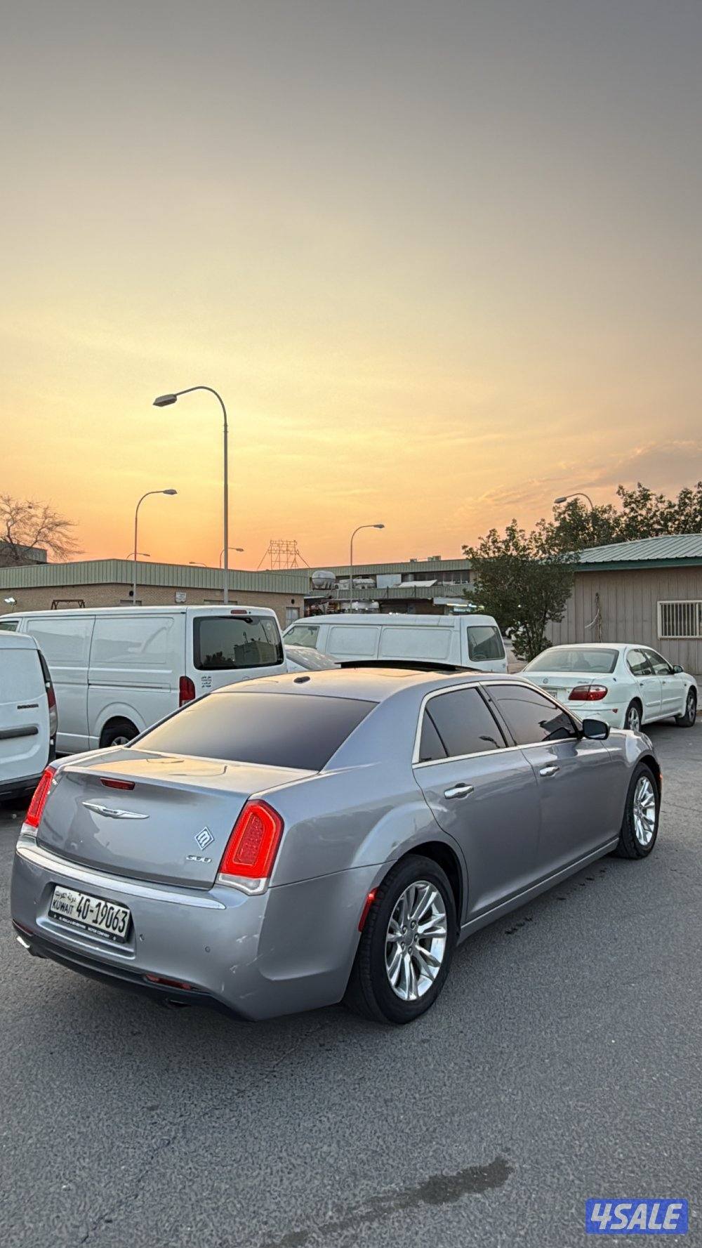 كرايسلر 8 سلندر 20152