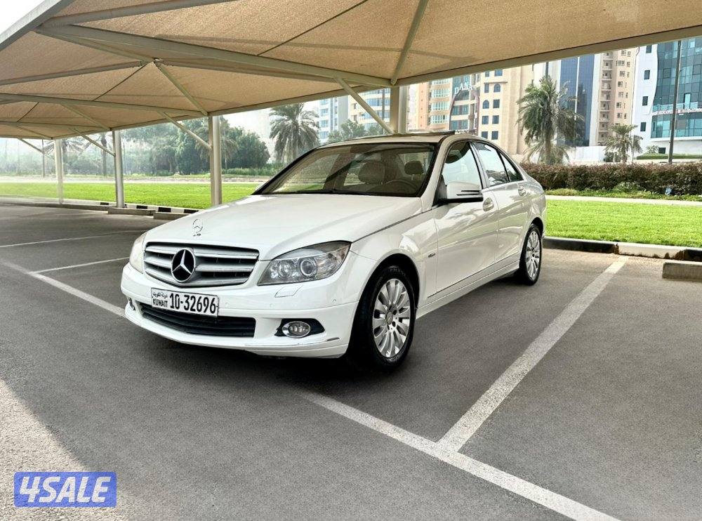 مرسيدس C200 - الموديل:2010 - العداد:1802