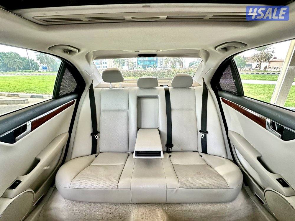 مرسيدس C200 - الموديل:2010 - العداد:18011