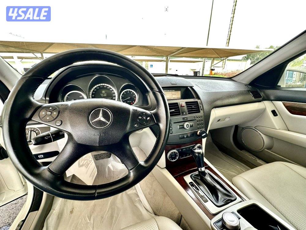 مرسيدس C200 - الموديل:2010 - العداد:18014