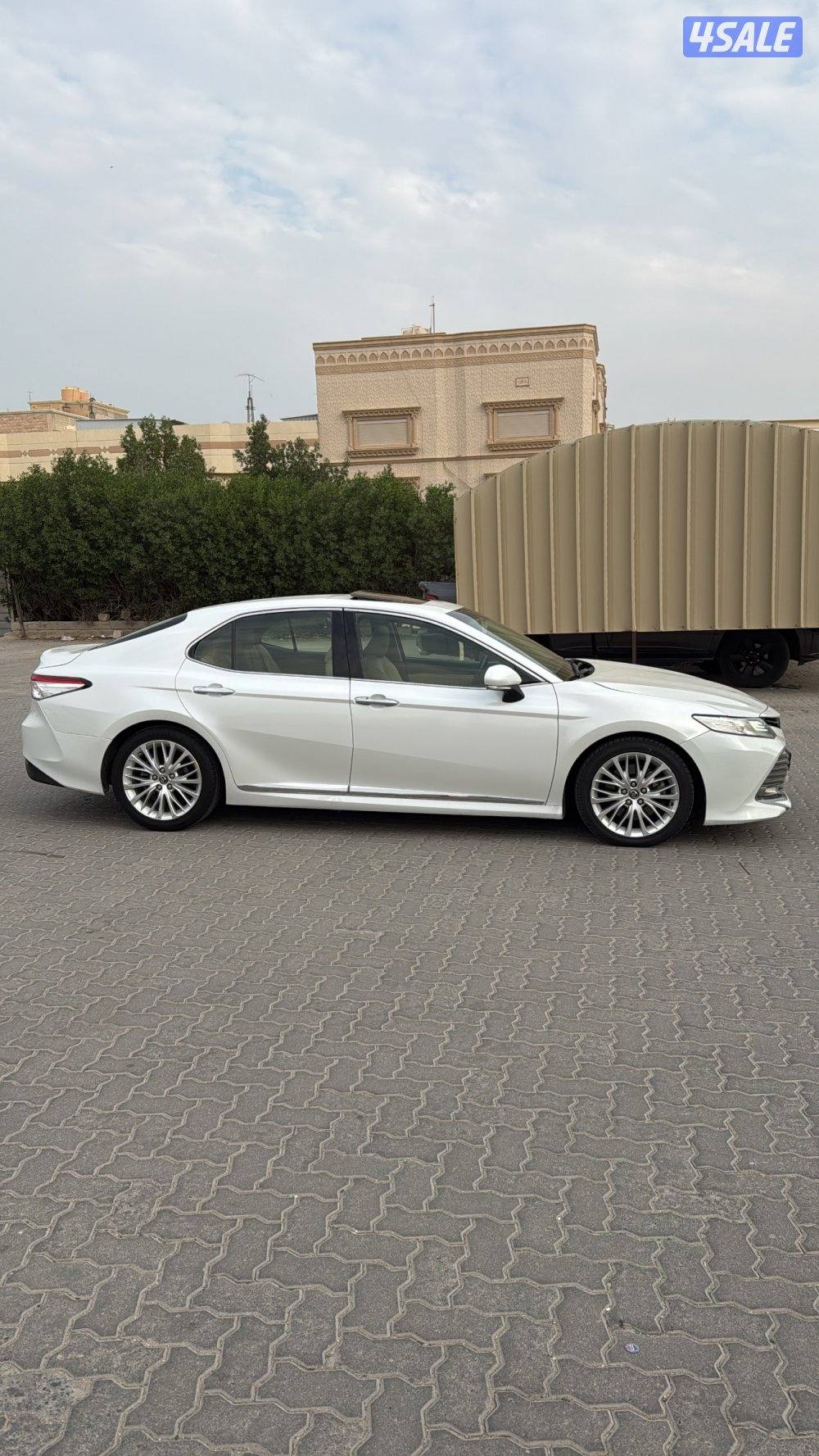 للبيع كامري لمتد ٦ سلندر0