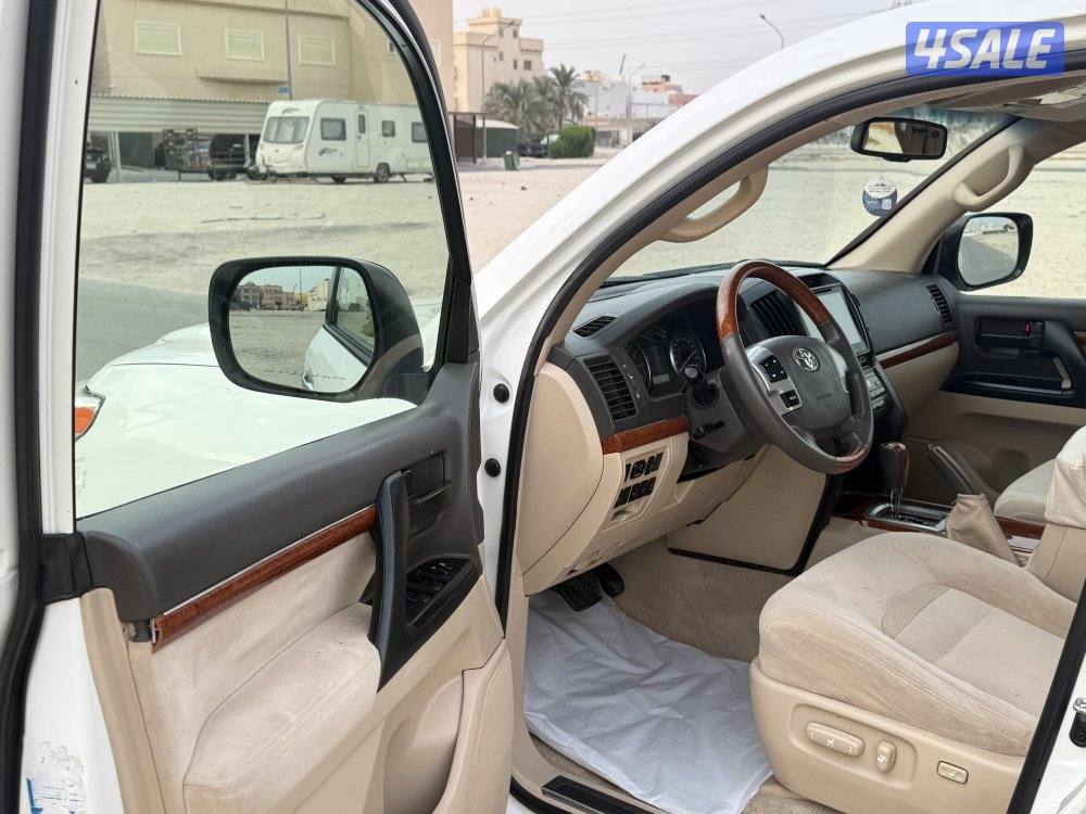 لاندكروزر  GXR6