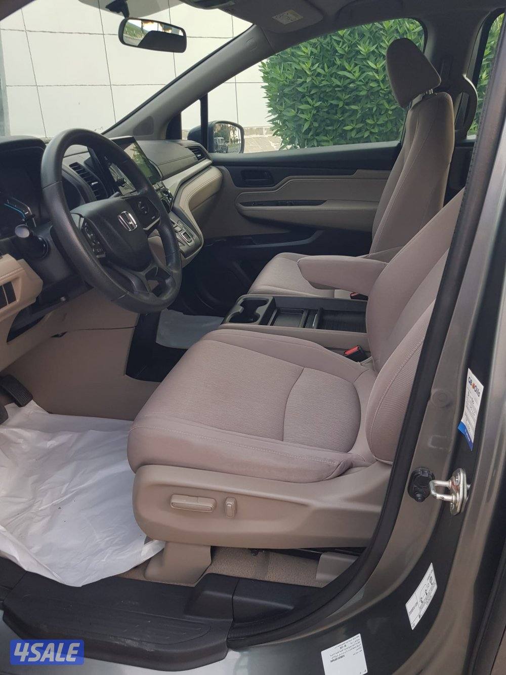 للبيع هوندا اوديسي موديل 2018 عداد 114 صبغ وكالة4