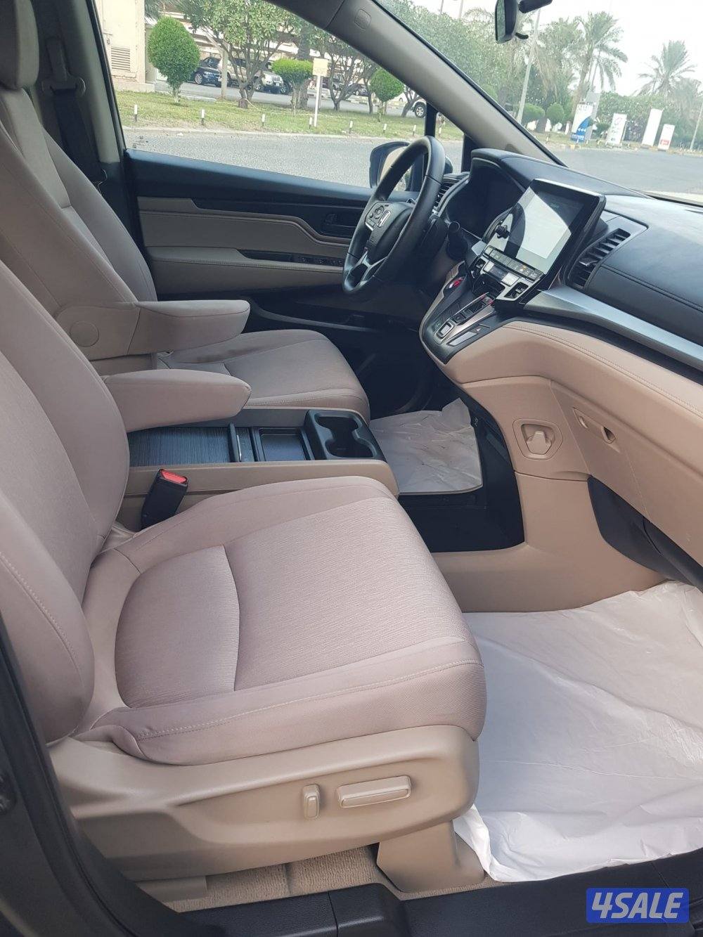 للبيع هوندا اوديسي موديل 2018 عداد 114 صبغ وكالة5