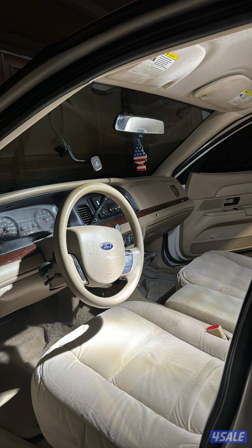 موديل ٢٠١١ فورد فكتوريا1