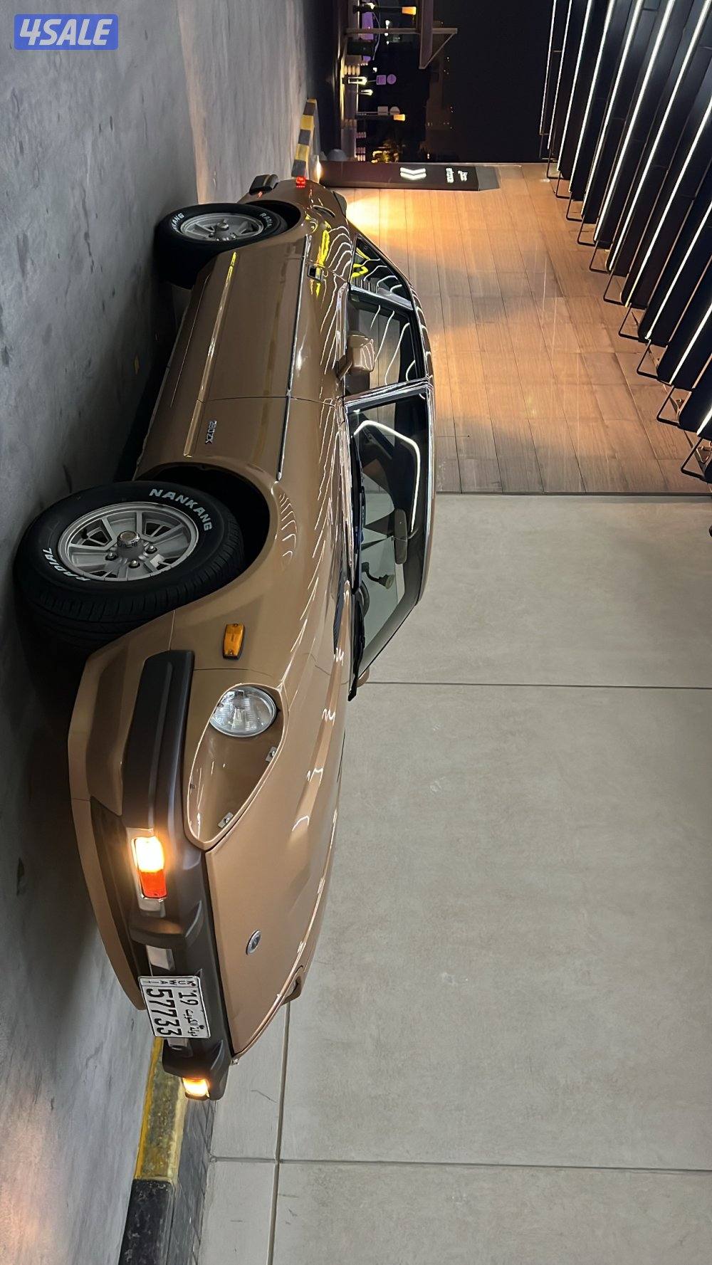 فورسيت اصلع امريكي شرط فحص المرور6